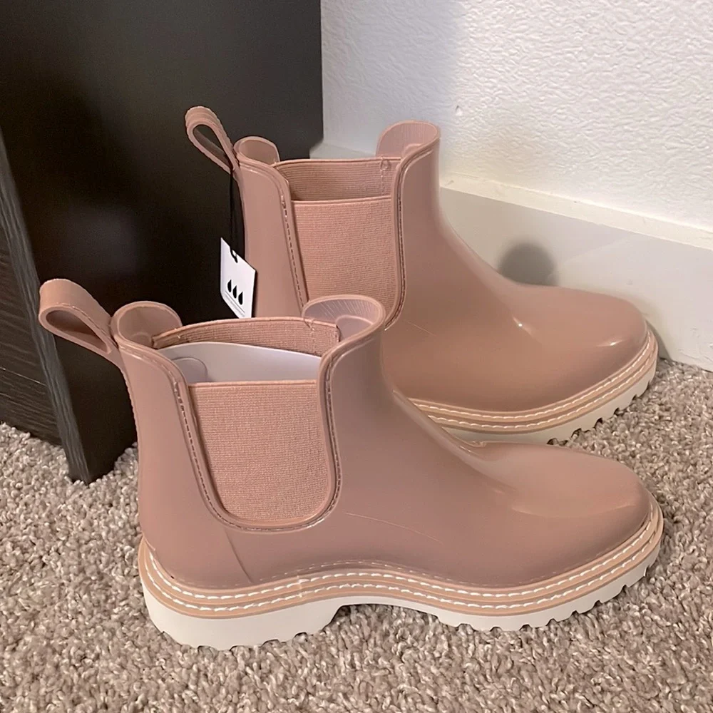 Dolce Vita Stormy Lug Sole Rain Bootie - Picture 2 of 10